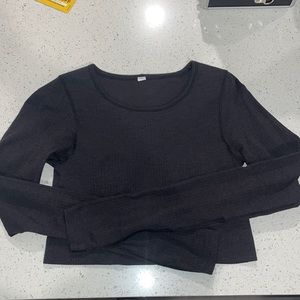 Lululemon workout shirt, size 6. Only worn once